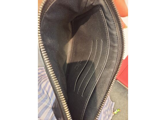 Image Sac à main LOUIS VUITTON Discovery Pochette Cuir Noir