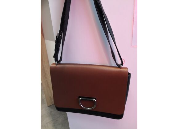 Image Sac à main BURBERRY D-ring Porté épaule Cuir Marron