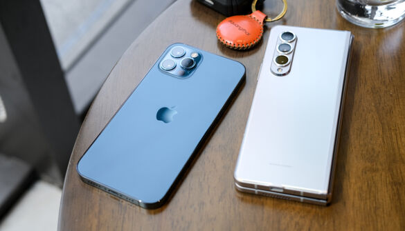 Image iPhone-ou-Samsung
